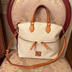 Dooney & Bourke Genuine Leather cream  bag with removable strap